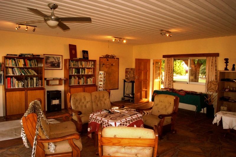 Отель Dornhuegel Guestfarm Grootfontein Экстерьер фото