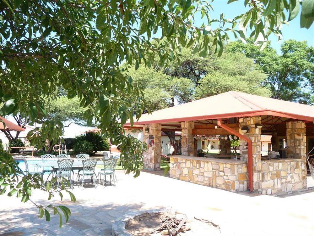 Отель Dornhuegel Guestfarm Grootfontein Экстерьер фото