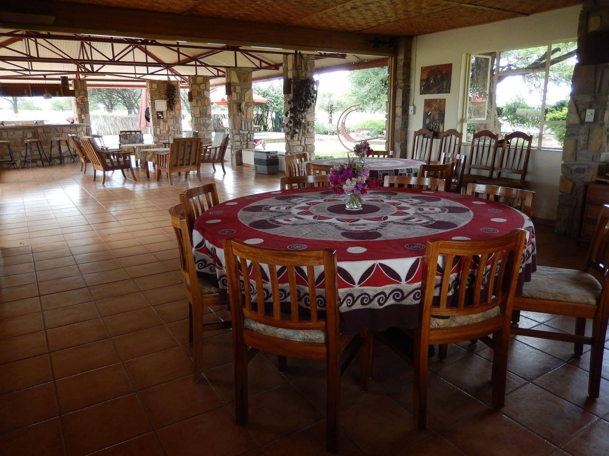 Отель Dornhuegel Guestfarm Grootfontein Экстерьер фото