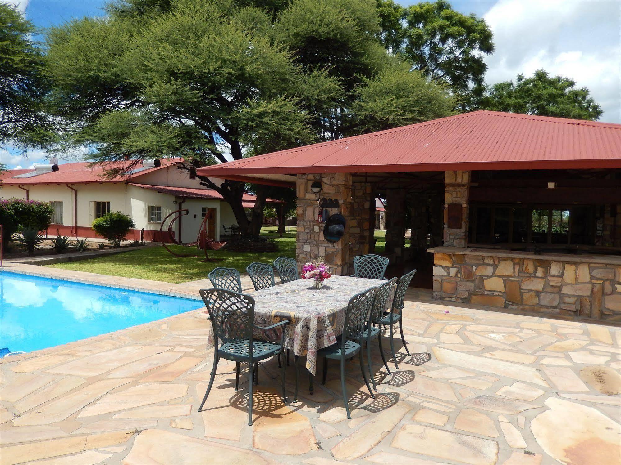 Отель Dornhuegel Guestfarm Grootfontein Экстерьер фото